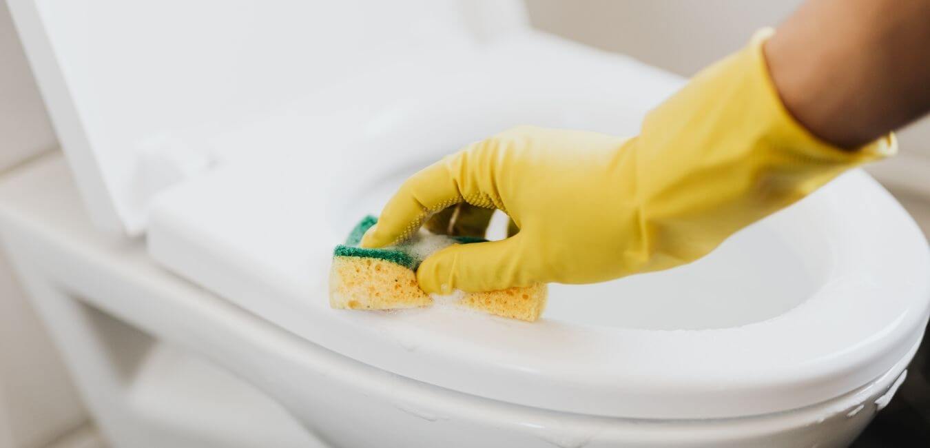 How To Keep Toilet Smelling Fresh?